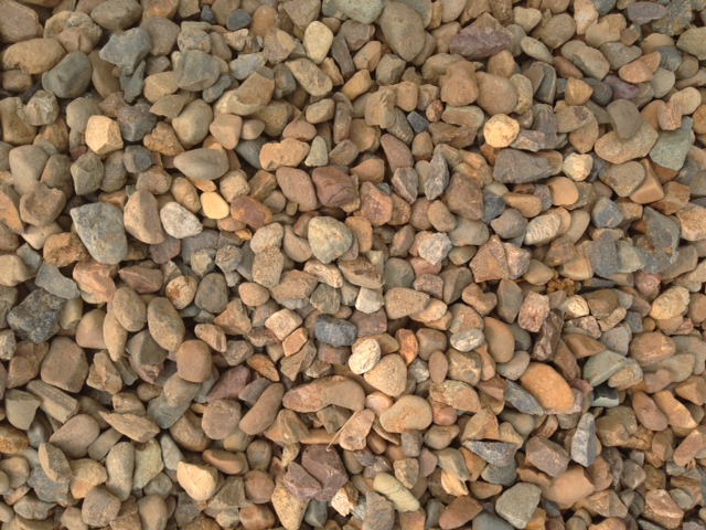 River Gravel Natural Brown 20mm $115/m3 | Warner Garden Centre